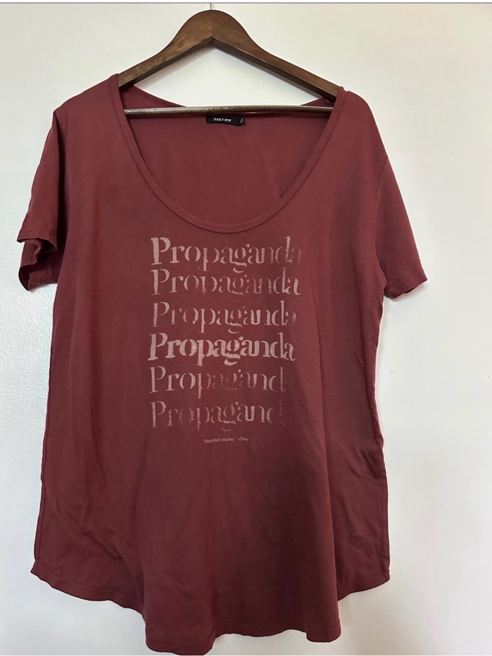 Obey Women’s Propaganda Scoop Neck Tee — Rusty Red